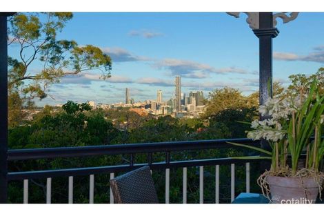 Property photo of 46 Owen Lane Auchenflower QLD 4066