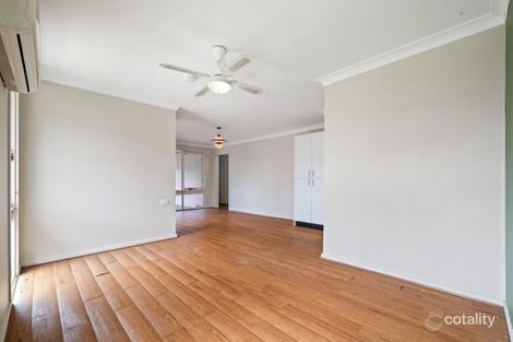 Property photo of 15 Carr Place Bradbury NSW 2560