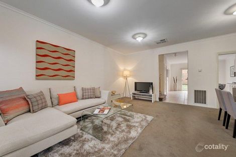 Property photo of 16 Hester Walk Macleod VIC 3085