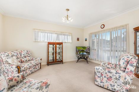 Property photo of 8 Fairmont Drive Kilsyth VIC 3137