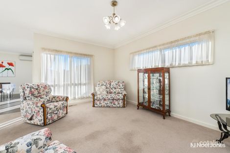 Property photo of 8 Fairmont Drive Kilsyth VIC 3137