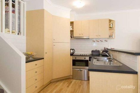 Property photo of 4/13-15 Hewish Road Croydon VIC 3136