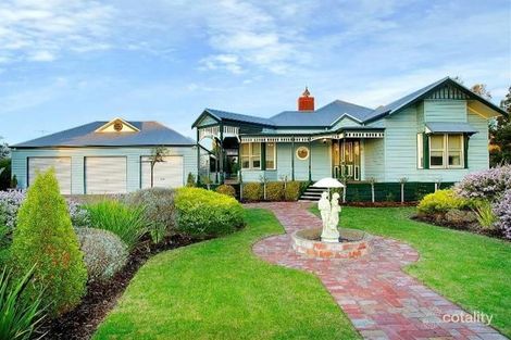 Property photo of 8 Queenspoint Crescent Queenscliff VIC 3225