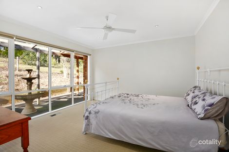 Property photo of 215 Glenview Road Launching Place VIC 3139