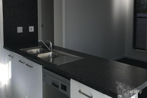 Property photo of 11 Munich Court Spring Mountain QLD 4300