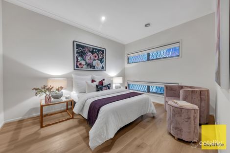 Property photo of 104 Eltham Parade Manor Lakes VIC 3024