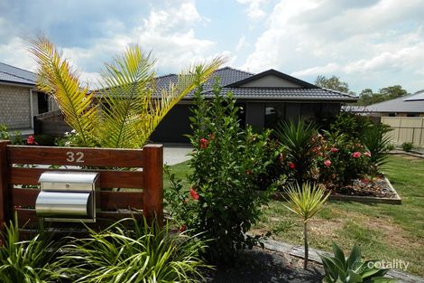 32 Piping Ct, Raceview, QLD 4305