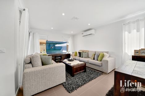 Property photo of 20 Dingo Street Point Cook VIC 3030