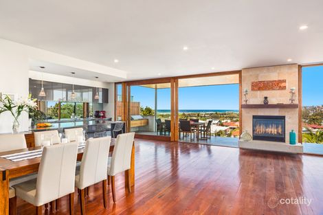 Property photo of 21 Parr Avenue North Curl Curl NSW 2099
