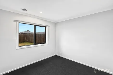 Property photo of 5 Juniperina Circuit Wallan VIC 3756