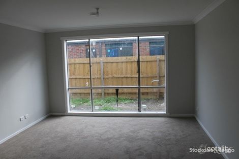 Property photo of 37 Goshawk Drive Pakenham VIC 3810
