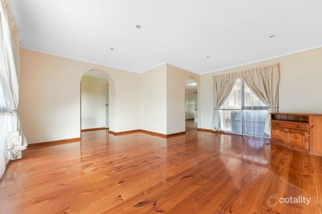 Property photo of 11 Eildon Road Endeavour Hills VIC 3802