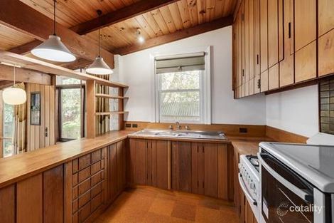 Property photo of 37 The Boulevard Hawthorn VIC 3122