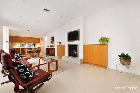 Property photo of 30 Balmoral Avenue Strathmore VIC 3041