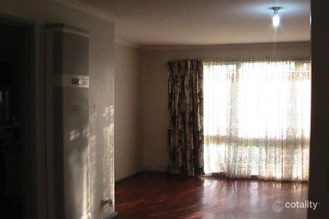 Property photo of 10 Wintersun Drive Albanvale VIC 3021