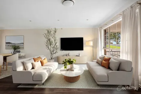 Property photo of 1/2 Sampson Place Figtree NSW 2525