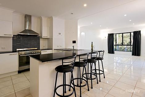 Property photo of 2/5 Wildwood Place Mooloolah Valley QLD 4553