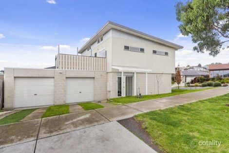 86 Province Bvd, Highton, VIC 3216