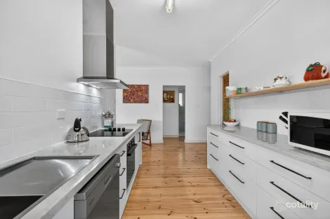 Property photo of 9 Pine Avenue Victor Harbor SA 5211