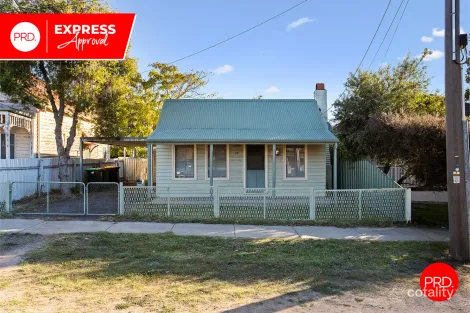 Property photo of 15 Thistle Street Golden Square VIC 3555