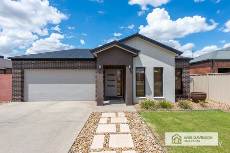 61 Hillary St, Horsham, VIC 3400