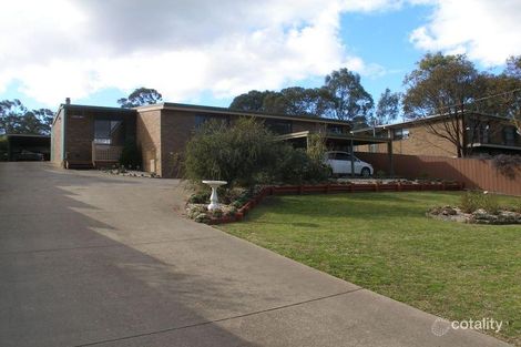 16 William St, Heyfield, VIC 3858