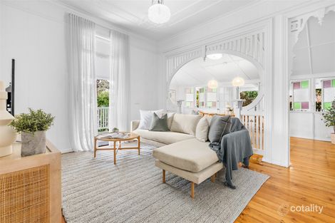 Property photo of 32 Zig Zag Street Red Hill QLD 4059