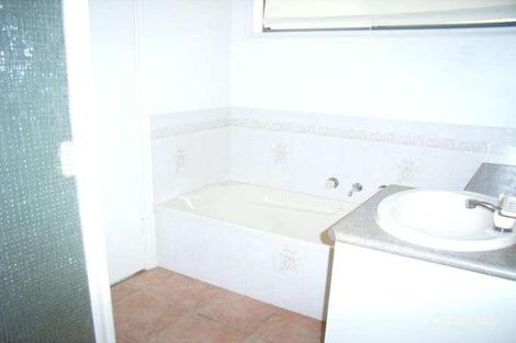 Property photo of 19 Pattison Drive Kangaroo Flat VIC 3555