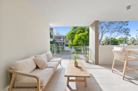 Property photo of 3/2 Gaven Crescent Mermaid Beach QLD 4218