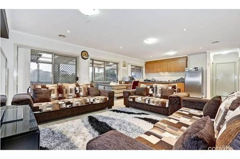 Property photo of 46 Axminster Drive Craigieburn VIC 3064