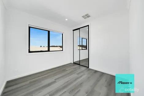 Property photo of 24 Banquet Drive Tarneit VIC 3029