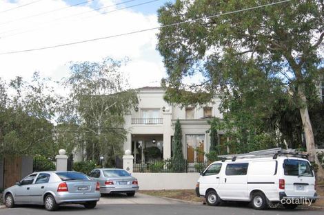 26 Tashinny Rd, Toorak, VIC 3142