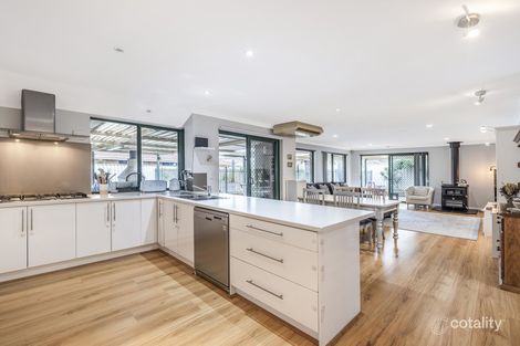 Property photo of 11 Summer Hill Place Warnbro WA 6169