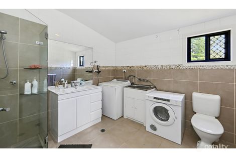 5 Drury St, Sharon, QLD 4670