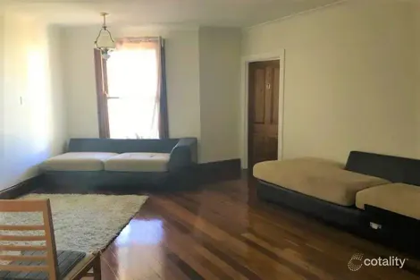 Property photo of 11 Kings Road Taringa QLD 4068