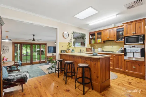Property photo of 19 Windsor Avenue Hahndorf SA 5245