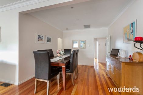 Property photo of 2 Lucas Street Reservoir VIC 3073