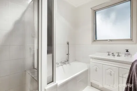 Property photo of 32 Cherry Tree Grove Croydon VIC 3136