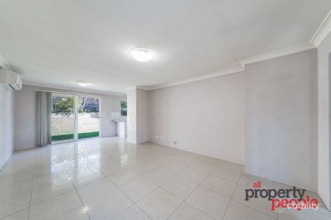 Property photo of 8 Jillian Place Macquarie Fields NSW 2564