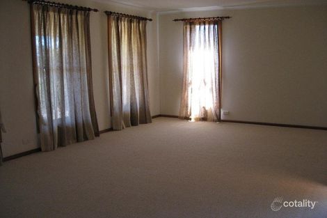 Property photo of 3 Valencia Drive Murray Bridge SA 5253