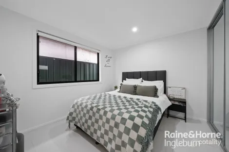 Property photo of 1 Park Street Ingleburn NSW 2565