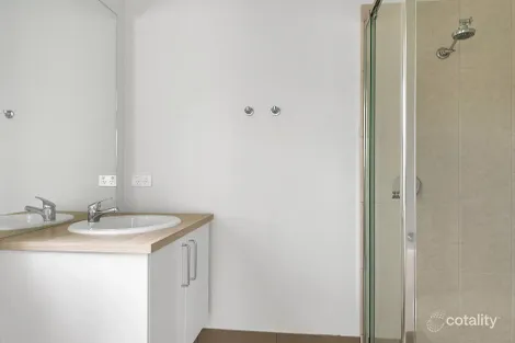 Property photo of 8 Sears Avenue Warrnambool VIC 3280