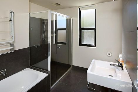 Property photo of 2/45 Spenser Street St Kilda VIC 3182