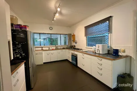 Property photo of 1/80 Stuartholme Road Bardon QLD 4065