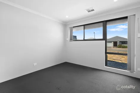 Property photo of 8 Dragonfly Boulevard Lakelands WA 6180