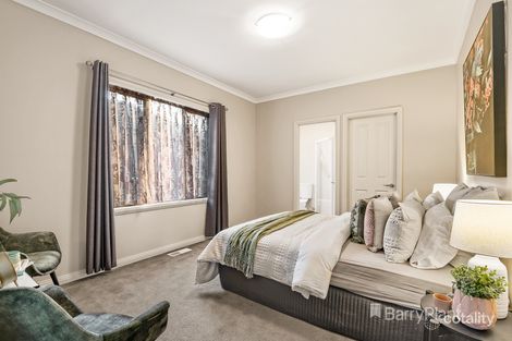 Property photo of 2/30 Albert Road Lilydale VIC 3140