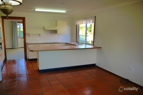 Property photo of 16 Coogee Road Point Clare NSW 2250