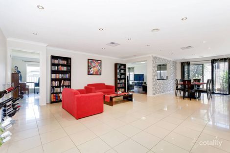 Property photo of 16 Yarra Gum Road Manor Lakes VIC 3024