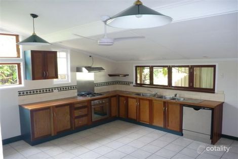 Property photo of 16 Echlin Street West End QLD 4810