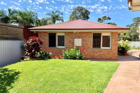18a Corinda St, St Johns Park, NSW 2176